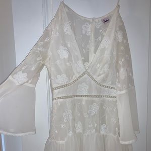 White romper. Size small. Brand: Selfie Leslie